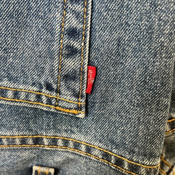 LEVI STRAUSS & CO. JEANS SIZE 54β WAIST LENGTH 30β LONG. RELAX FIT. VERY NICE. - Picture 3 of 13